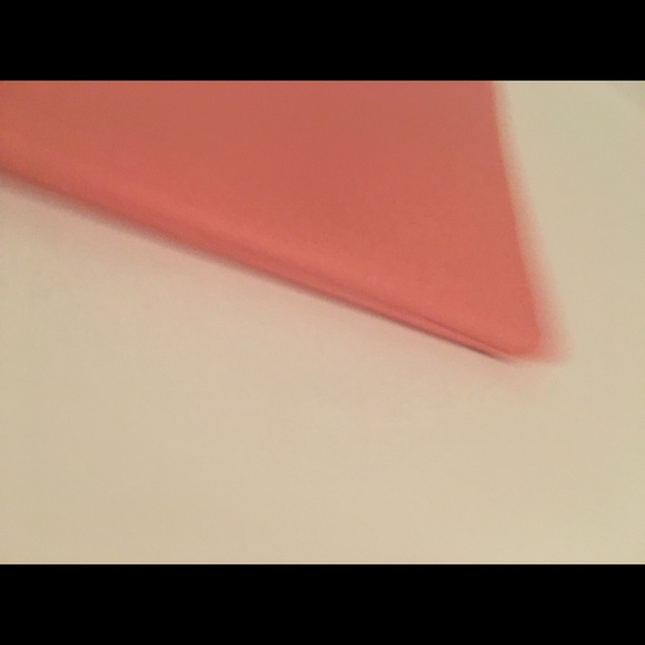 Ipsy June 2021 Glam Bag make-up zipper bag - Picture 4 of 6